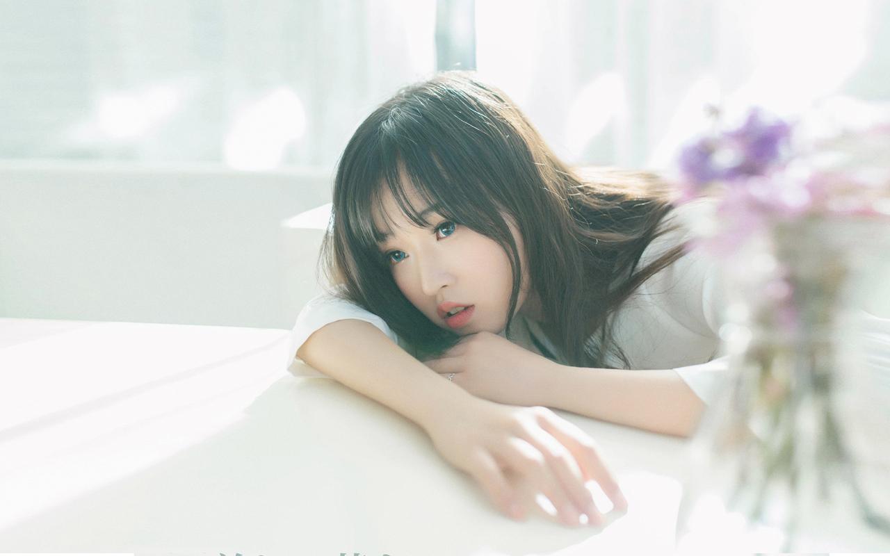 京津冀地区精品盆景吸引市民参观